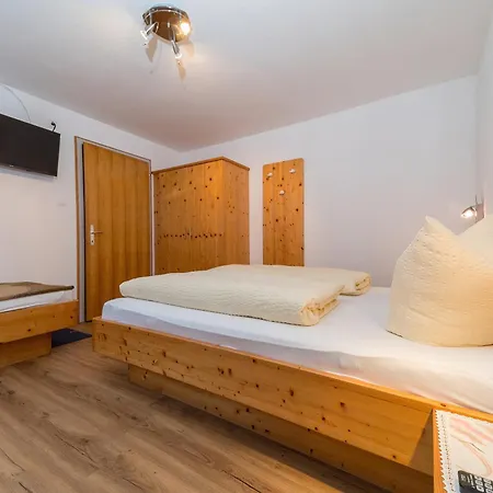 Piz Buin Apartment Partenen