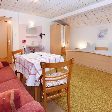Apartment Piz Buin Partenen